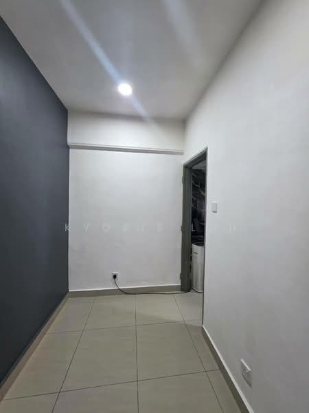 Service Residence for Rent at Larkin Heights - Kyoris Loh - Corridor - PropertyGuru.com.my