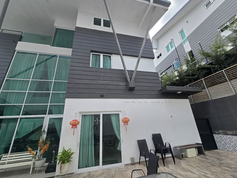 Rumah Banglo untuk Dijual di Taman Bukit Suria II (Cheras) - Calvin Poh - Exterior - PropertyGuru.com.my