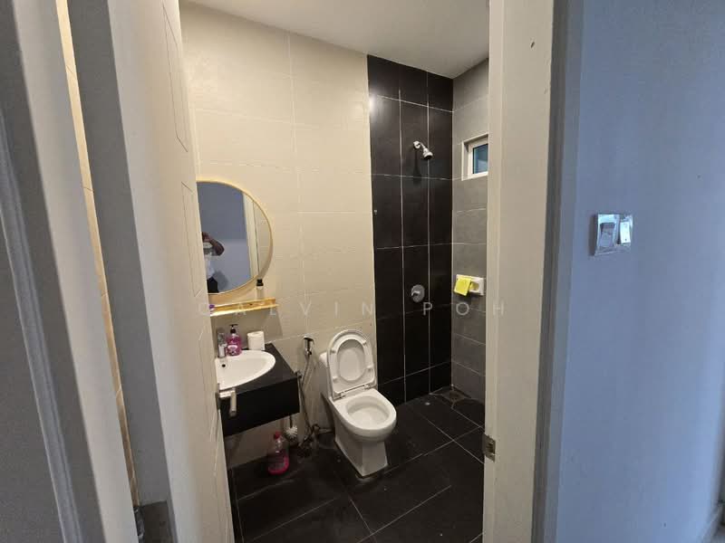 Rumah Banglo untuk Dijual di Taman Bukit Suria II (Cheras) - Calvin Poh - Bathroom - PropertyGuru.com.my