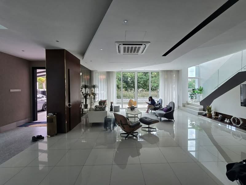 Rumah Banglo untuk Dijual di Taman Bukit Suria II (Cheras) - Calvin Poh - Living Room - PropertyGuru.com.my