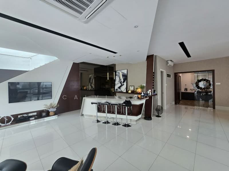 Rumah Banglo untuk Dijual di Taman Bukit Suria II (Cheras) - Calvin Poh - Living Room - PropertyGuru.com.my