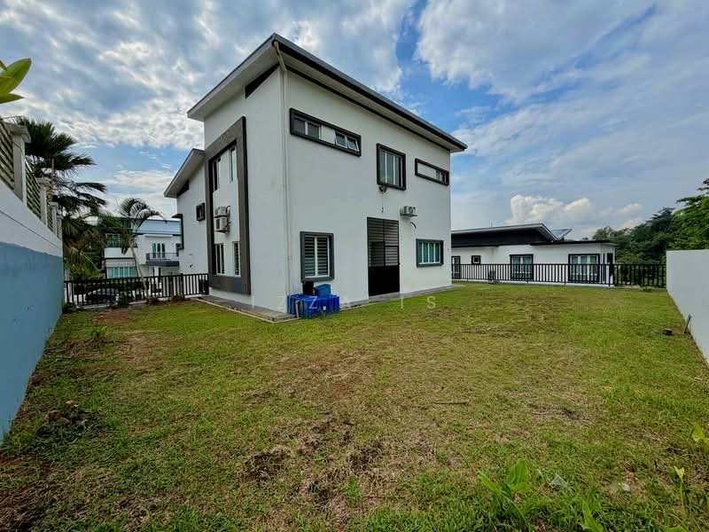 Rumah Banglo untuk Dijual di Kajang (Selangor) - Izza Is - Exterior - PropertyGuru.com.my