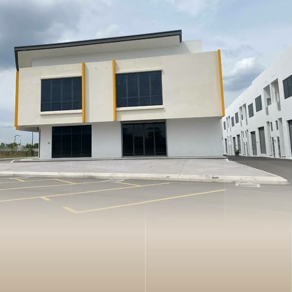 Shop / Office for Sale in Seksyen 35 (Shah Alam) - Emily Kho - Exterior - PropertyGuru.com.my