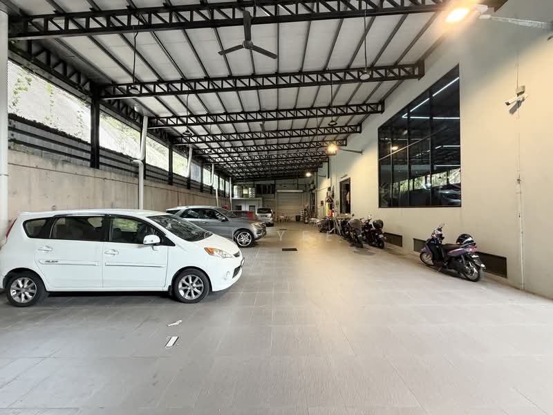 Kilang untuk Dijual di Taman Midah (Cheras) - CK Yee - Car Park - PropertyGuru.com.my