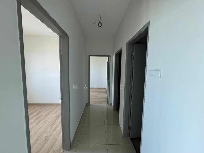 Pangsapuri untuk Dijual di Iconic Vue - Max Ng - Corridor - PropertyGuru.com.my