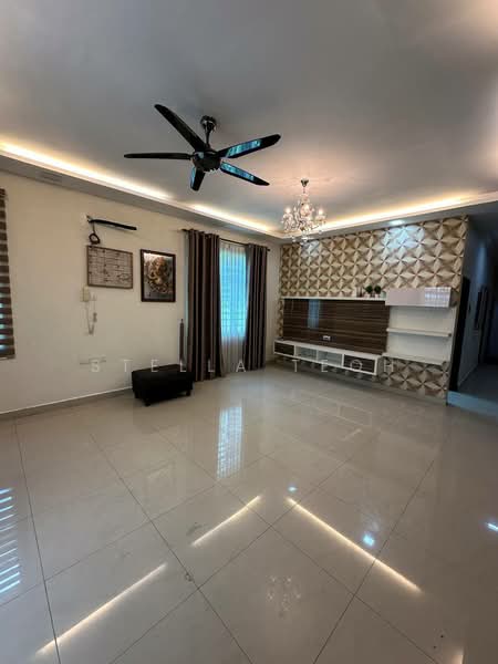 2-storey Terraced House for Sale in Ipoh (Perak) - Stella Teoh - Living Room - PropertyGuru.com.my