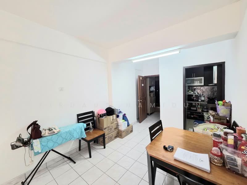 Kondominium untuk Dijual di Bayu Tasik 1 - Firdaus Hamidun - Dining Room - PropertyGuru.com.my