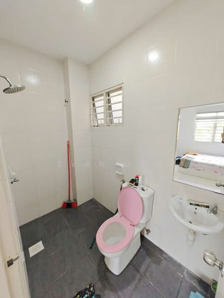 Townhouse for Rent in Taman Putra Perdana (Puchong) - Evan Goh - Bathroom - PropertyGuru.com.my