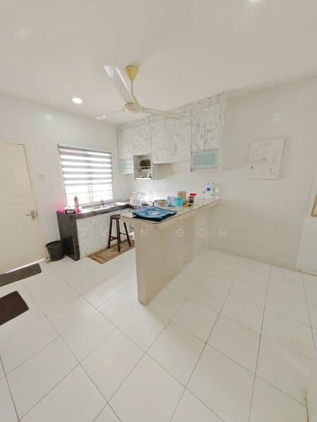 Townhouse for Rent in Taman Putra Perdana (Puchong) - Evan Goh - Kitchen - PropertyGuru.com.my