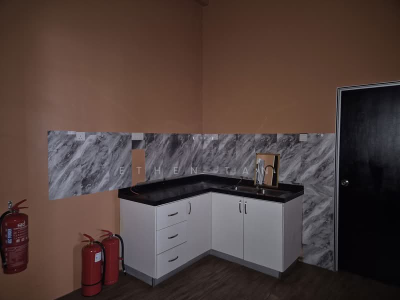 Kedai / Pejabat untuk Disewa di Bayan Baru (Penang) - Ethen Tan - Kitchen - PropertyGuru.com.my