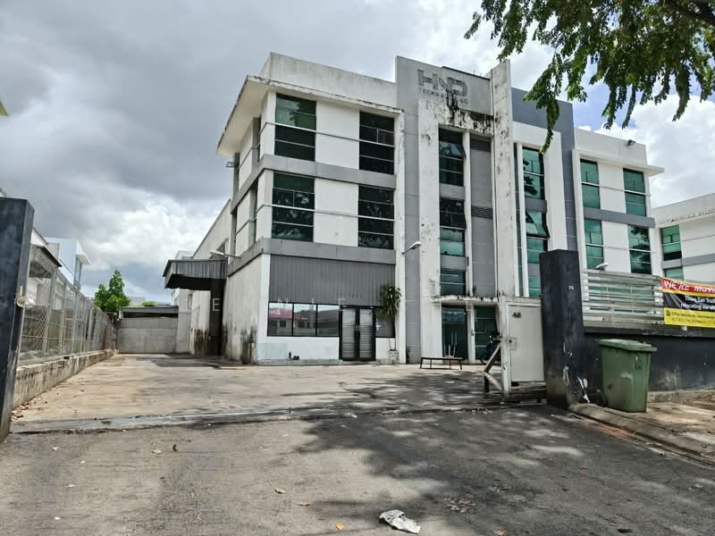 Cluster Factory for Rent in Taman Mount Austin (Tebrau) - Jennie Chew - Exterior - PropertyGuru.com.my