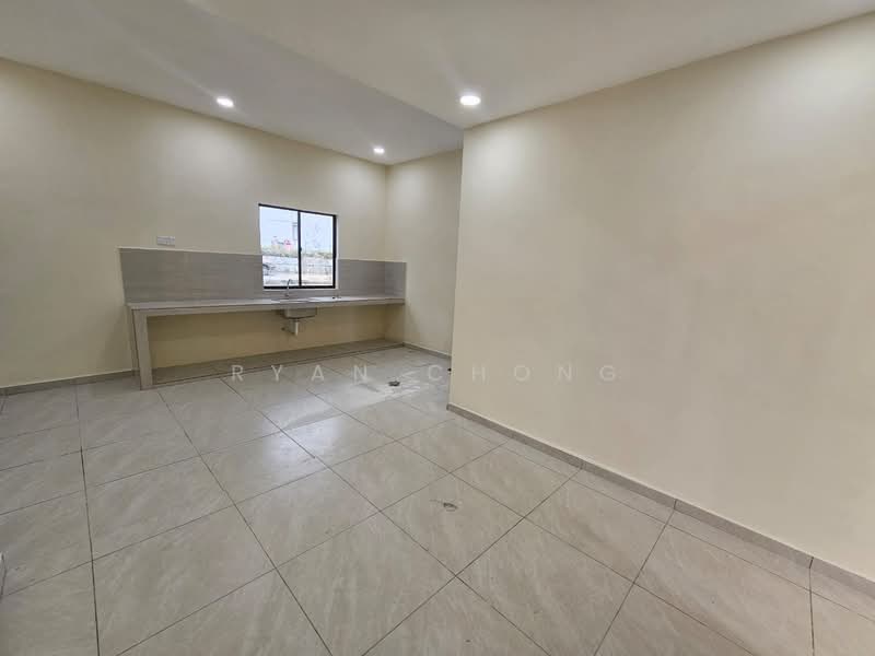 2-storey Terraced House for Sale in Kulai (Johor) - Ryan Chong - Kitchen - PropertyGuru.com.my