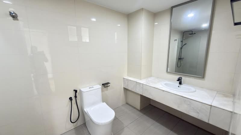 Condominium for Rent at Pantai Hillpark 2 - Asliza Md Asrar - Bathroom - PropertyGuru.com.my