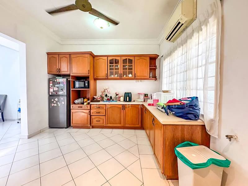 2-storey Terraced House for Sale in Bandar Kinrara Seksyen 1 (Bandar Kinrara) - Firdaus Hamidun - Kitchen - PropertyGuru.com.my
