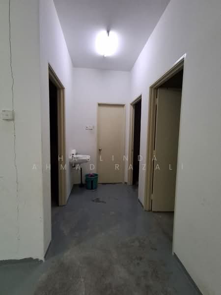 Bungalow for Sale in Mahkota Hills (Lenggeng) - Haslinda Ahmad Razali - Corridor - PropertyGuru.com.my