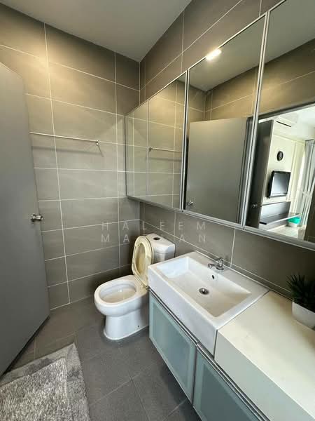 Service Residence for Rent at HYVE - Haleem Mazlan - Bathroom - PropertyGuru.com.my
