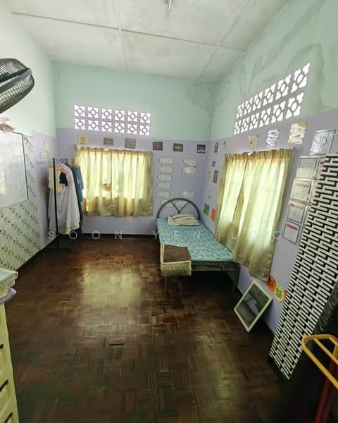 Semi-Detached House for Sale in Kuantan (Pahang) - Soon Yen Loo - Bedroom - PropertyGuru.com.my