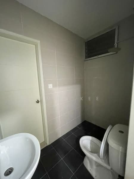2-storey Terraced House for Sale in Seremban (Negeri Sembilan) - Simon Kee - Bathroom - PropertyGuru.com.my