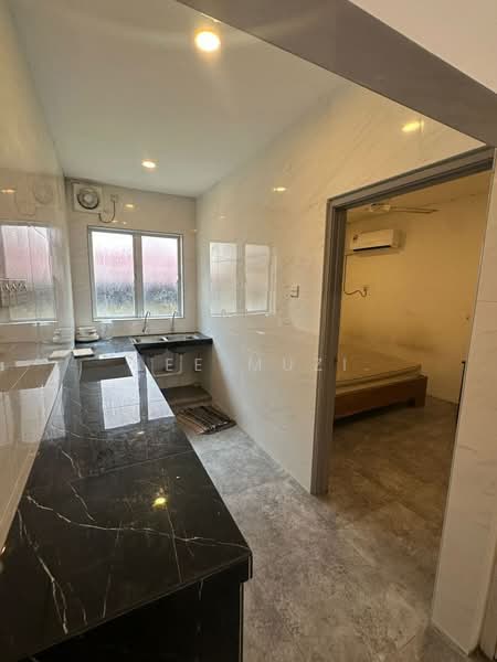 2-storey Terraced House for Sale in Taman Cempaka (Ipoh) - Lee Muzi - Kitchen - PropertyGuru.com.my