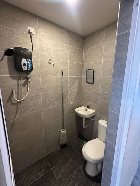 2-storey Terraced House for Sale in Taman Cempaka (Ipoh) - Lee Muzi - Bathroom - PropertyGuru.com.my