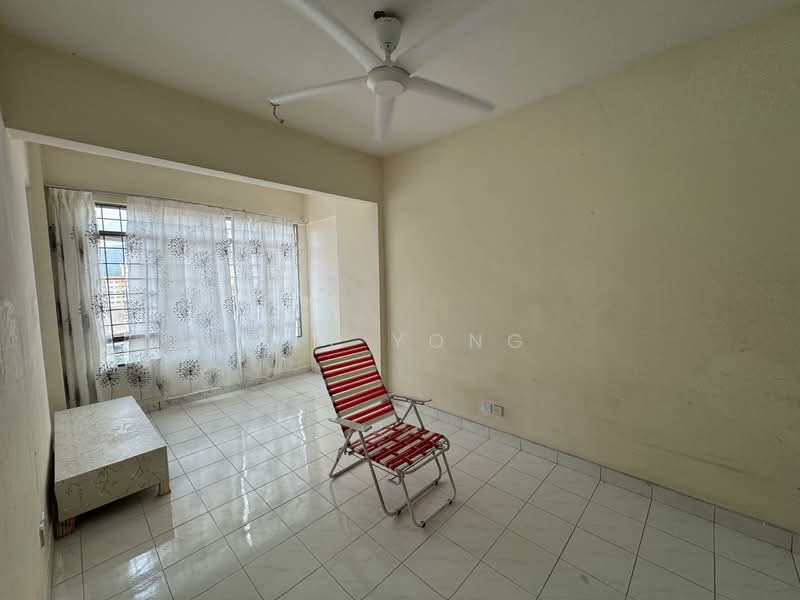 Pangsapuri untuk Disewa di Suria Kipark Damansara - Jay Yong - Living Room - PropertyGuru.com.my