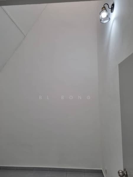 1-storey Terraced House for Sale in Taman Melaka Jaya (Batu Berendam) - BL Bong - Interior - PropertyGuru.com.my
