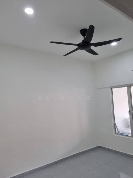 1-storey Terraced House for Sale in Taman Melaka Jaya (Batu Berendam) - BL Bong - Interior - PropertyGuru.com.my
