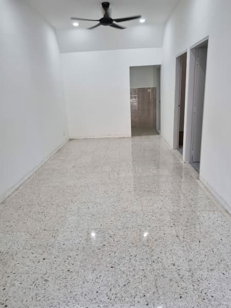 1-storey Terraced House for Sale in Taman Melaka Jaya (Batu Berendam) - BL Bong - Interior - PropertyGuru.com.my