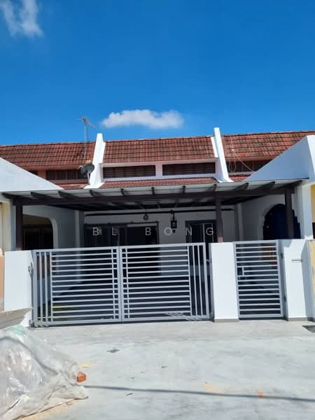 1-storey Terraced House for Sale in Taman Melaka Jaya (Batu Berendam) - BL Bong - Exterior - PropertyGuru.com.my