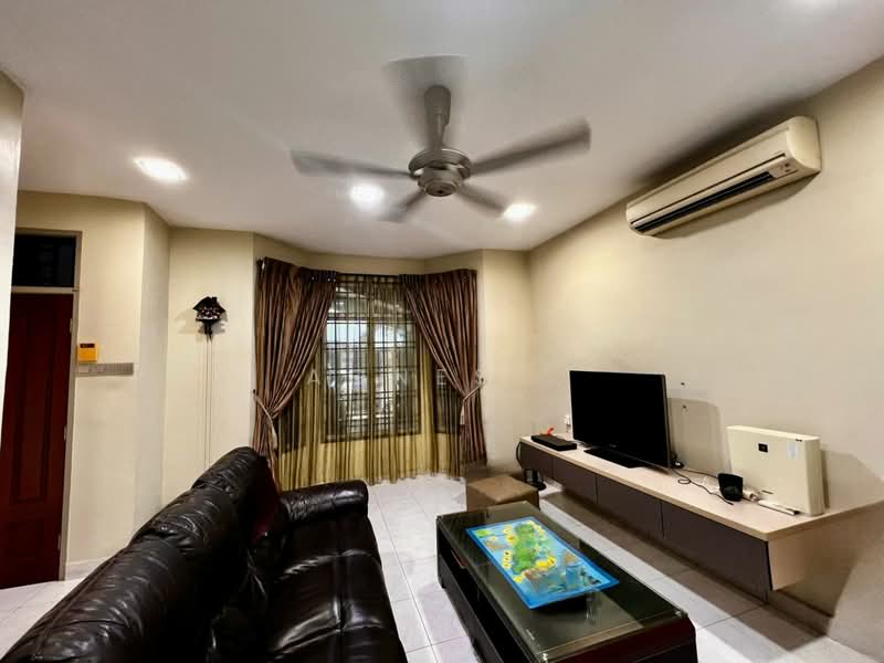 Rumah Teres 2 Tingkat untuk Dijual di Taman Nusa Bestari (Iskandar Puteri (Nusajaya)) - Agnes . - Living Room - PropertyGuru.com.my