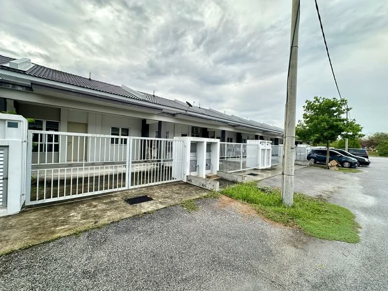 1-storey Terraced House for Sale in Puncak Alam (Selangor) - Azmi . - PropertyGuru.com.my