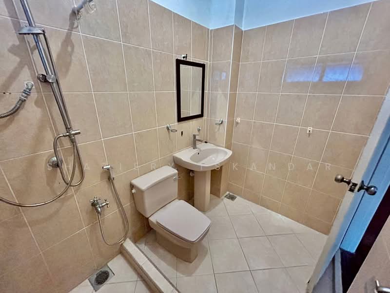 2-storey Terraced House for Rent in Ampang (Selangor) - Shaziery Iskandar - Bathroom - PropertyGuru.com.my