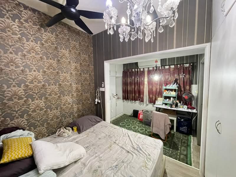 Rumah Teres 2 Tingkat untuk Dijual di Seksyen 5 Wangsa Maju (Wangsa Maju) - M.J Zairin - Bedroom - PropertyGuru.com.my