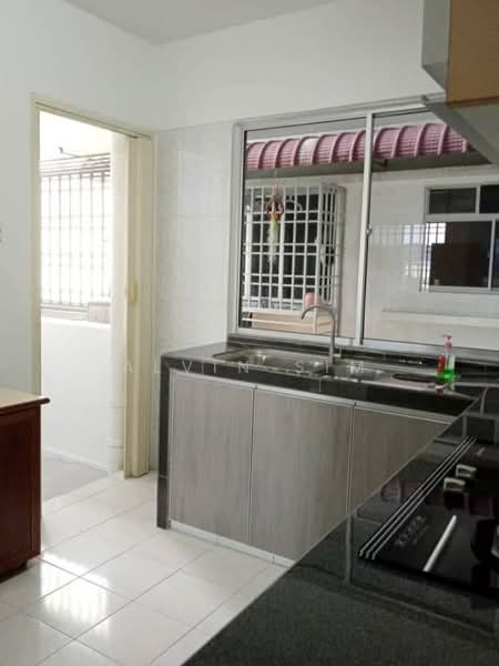 Apartment for Rent at Taman Pekaka Apartment - Alvin Sim - Kitchen - PropertyGuru.com.my
