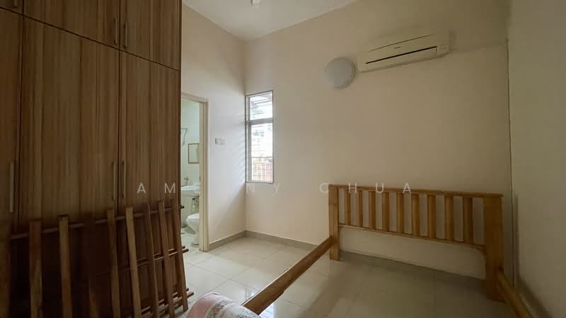 2-storey Terraced House for Rent in Kemuning Utama (Shah Alam) - Amenny Chua - Bedroom - PropertyGuru.com.my