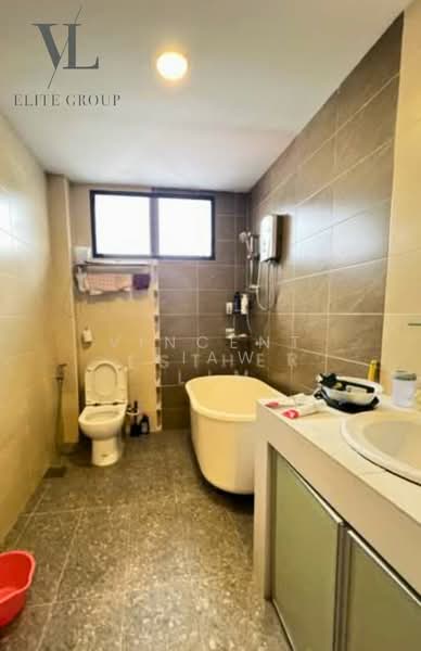 2-storey Terraced House for Sale in Bayu Damansara (Petaling Jaya) - Vincent Liaw - Bathroom - PropertyGuru.com.my