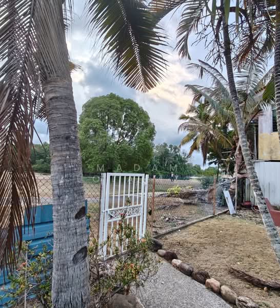 Bungalow for Sale in Kuala Terengganu (Terengganu) - Madam Lolaliza - Exterior - PropertyGuru.com.my