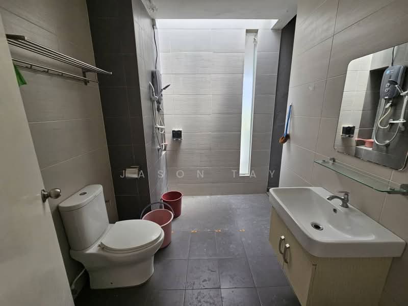 Rumah Teres 2 Tingkat untuk Dijual di Bemban (Melaka) - Jason Tay - Bathroom - PropertyGuru.com.my