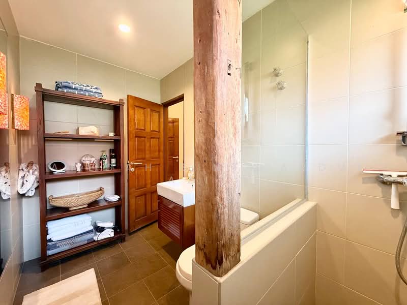 Rumah Banglo untuk Dijual di Tanjung Gemok (Port Dickson) - Rafedah Binti Abdul Aziz - Bathroom - PropertyGuru.com.my