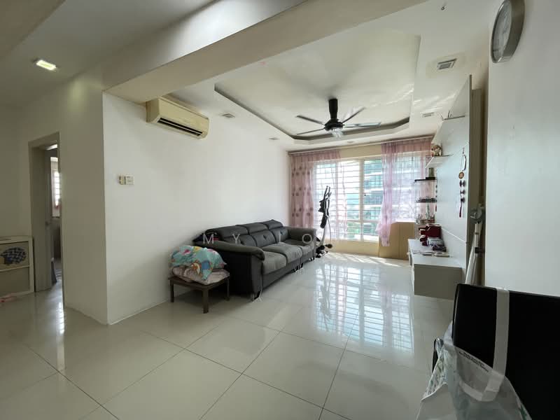 Kondominium untuk Dijual di Selayang Point - MY Loh - Living Room - PropertyGuru.com.my