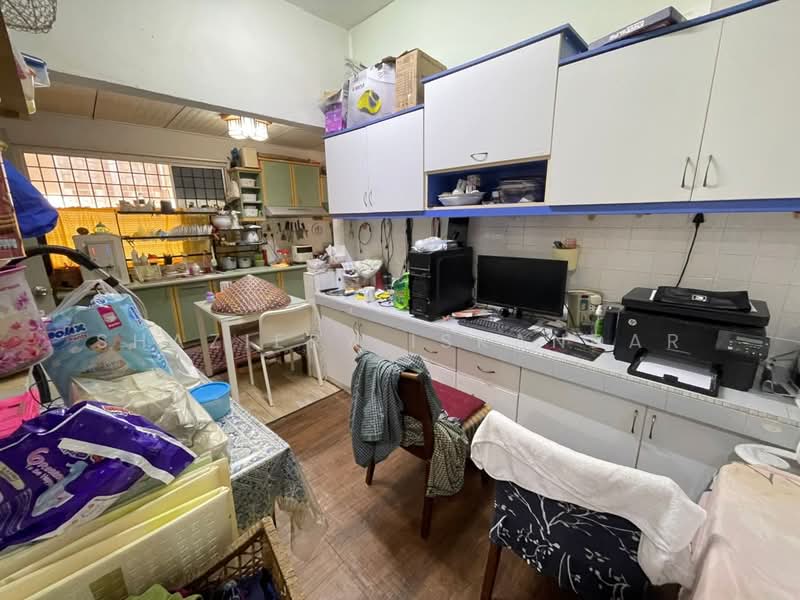 Rumah Teres 2 Tingkat untuk Dijual di Seksyen 5 Wangsa Maju (Wangsa Maju) - Shaziery Iskandar - Kitchen - PropertyGuru.com.my