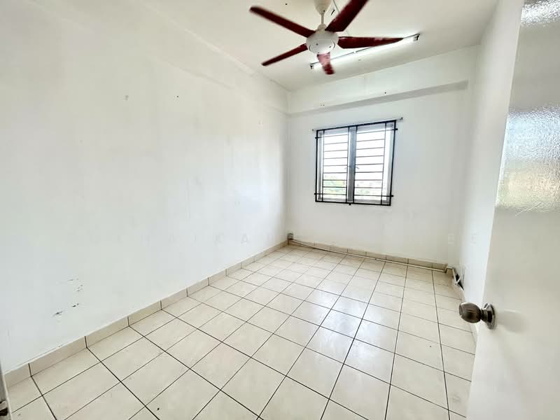Kondominium untuk Dijual di Pangsapuri Saujana Gombak - Zulhaikal Asmadee - Interior - PropertyGuru.com.my