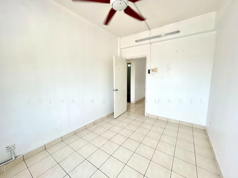 Kondominium untuk Dijual di Pangsapuri Saujana Gombak - Zulhaikal Asmadee - Interior - PropertyGuru.com.my