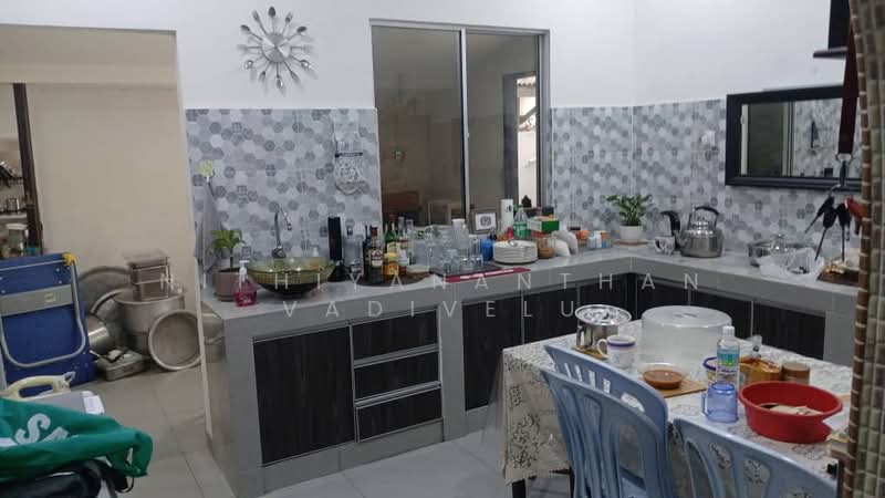 Bungalow for Sale in KLCC (KL City Centre) - Nithiyananthan Vadivelu - Kitchen - PropertyGuru.com.my
