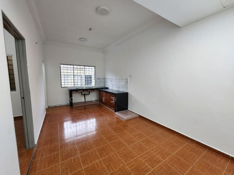 Rumah Teres 1 Tingkat untuk Dijual di Taman Kota Masai (Pasir Gudang) - Caleb Yeo - Kitchen - PropertyGuru.com.my