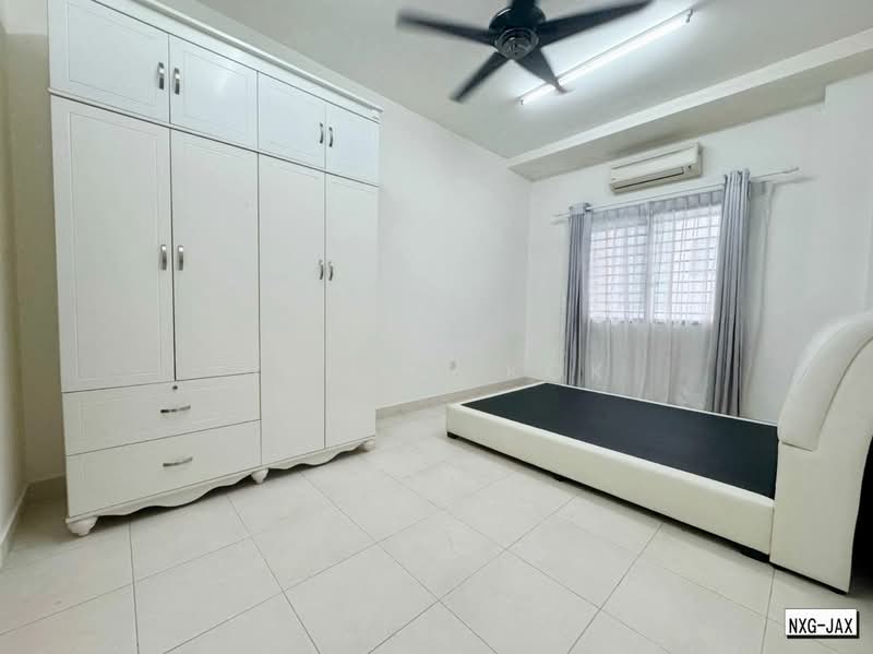 2-storey Terraced House for Sale in Setia Indah (Setia Alam) - Daniel Kok - Bedroom - PropertyGuru.com.my