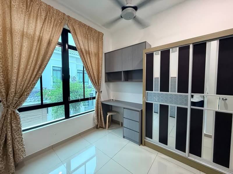 Rumah Teres untuk Disewa di Kota Masai (Pasir Gudang) - Ethan Gan - Bedroom - PropertyGuru.com.my