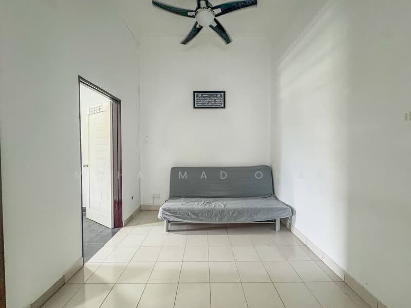 3-storey Terraced House for Sale in Ampang (Selangor) - Mohammad Omar - PropertyGuru.com.my