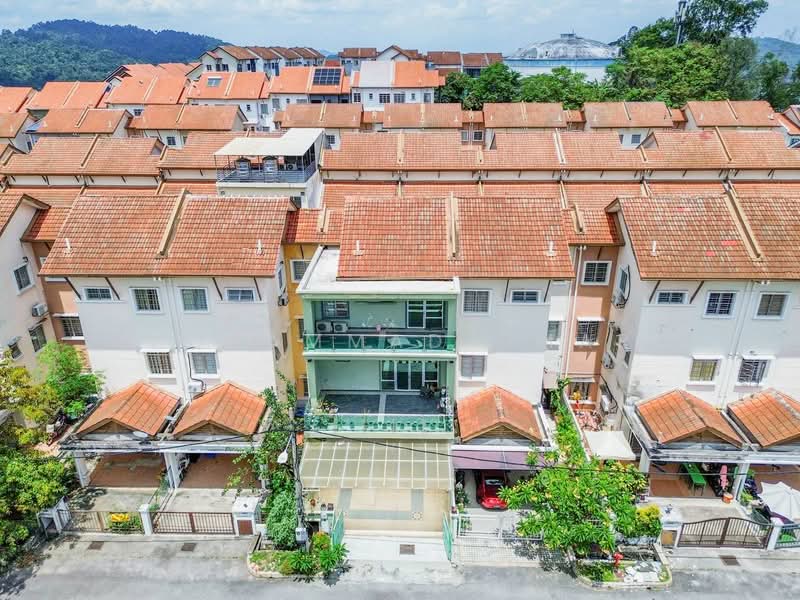 3-storey Terraced House for Sale in Ampang (Selangor) - Mohammad Omar - PropertyGuru.com.my