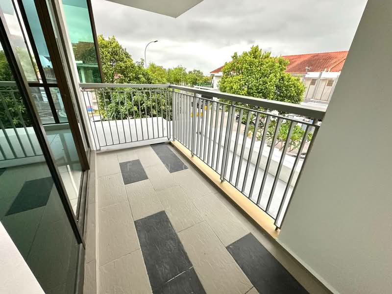 Rumah Teres 2 Tingkat untuk Dijual di Bandar Dato Onn (Tebrau) - Fong Lik - Balcony - PropertyGuru.com.my